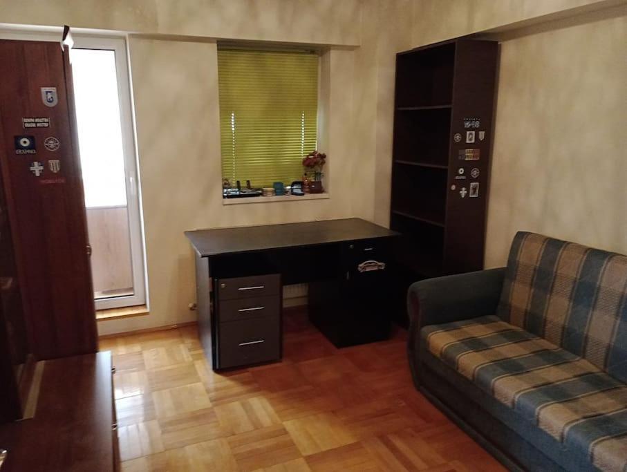 Apartament Ultracentral Kfc Craiova Bagian luar foto